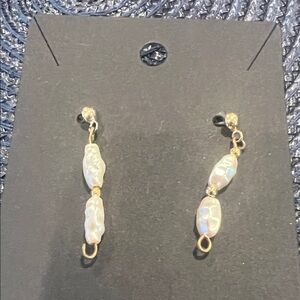 Elegant Gold and Pearl Drop Earrings